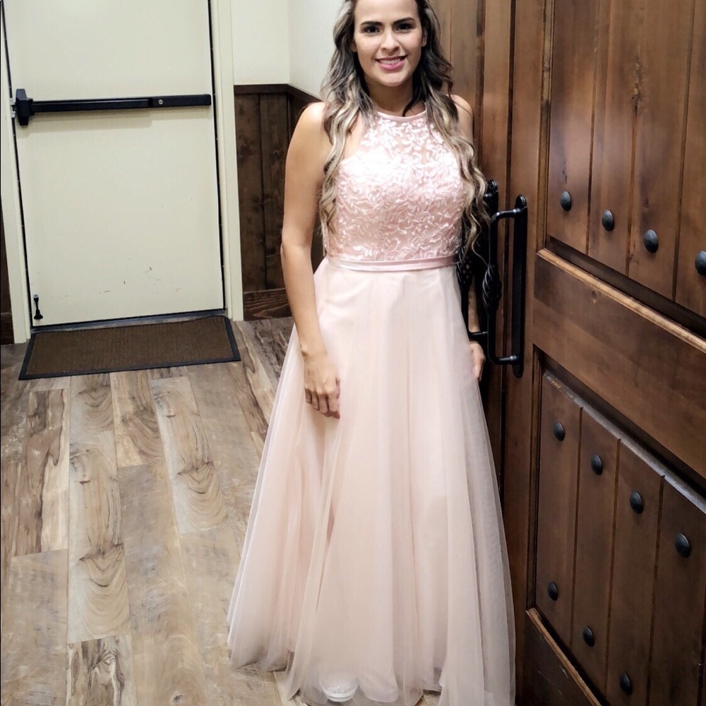 Dress - Picture 4 of 4